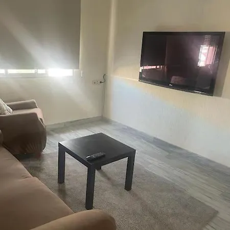 Piso A 20 Minutos De La Playa חרז